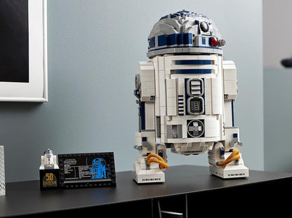 LEGO Star Wars 75308  R2-D2 Collectible Building Toy  (2,314 Pieces)