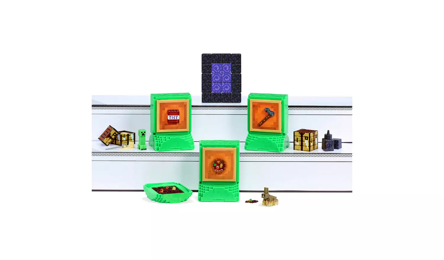 MGA Miniverse Make It Mini Minecraft 557272 DIY Miniature Craft & Collectible Set | Build, Create & Display Mini Minecraft Collectibles | 12 Unique Designs to Make & Collect | Surprise DIY Craft Toy for Minecraft Fans & Collectors