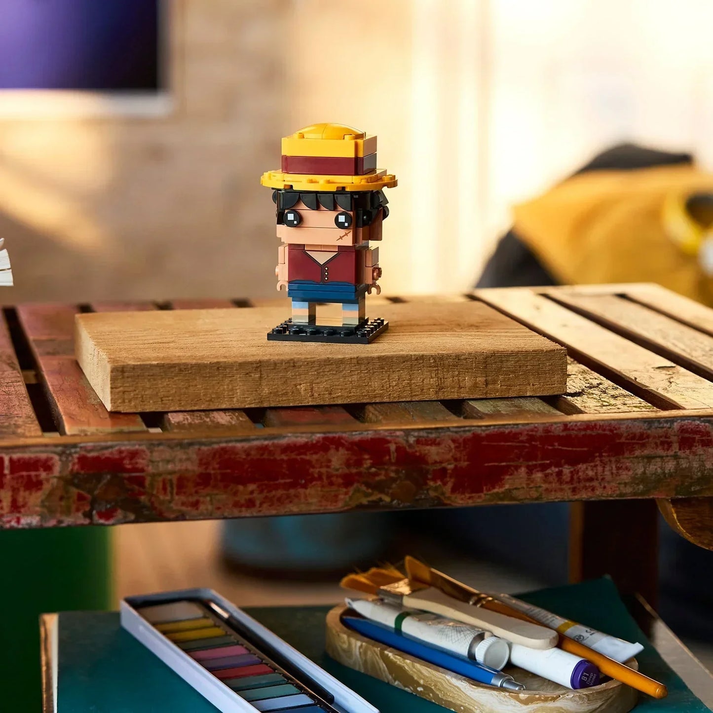 LEGO® 40799  BrickHeadz™ Monkey D. Luffy Figure –  Collectible Building Set (136 Pieces, Age 10+)