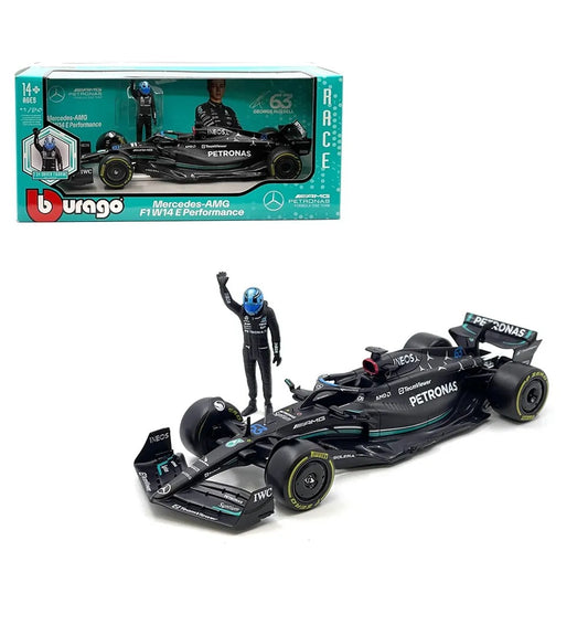 Bburago 1/24 Mercedes-AMG F1 W14 E Performance #63 George Russel Formula 1 with Pilot Figure