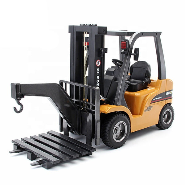 HUINA 1577 2026 1:14 RC Forklift | 14CH 2.4GHz Alloy Forklift with Lifting Forks, Grabber, Lights & Sound