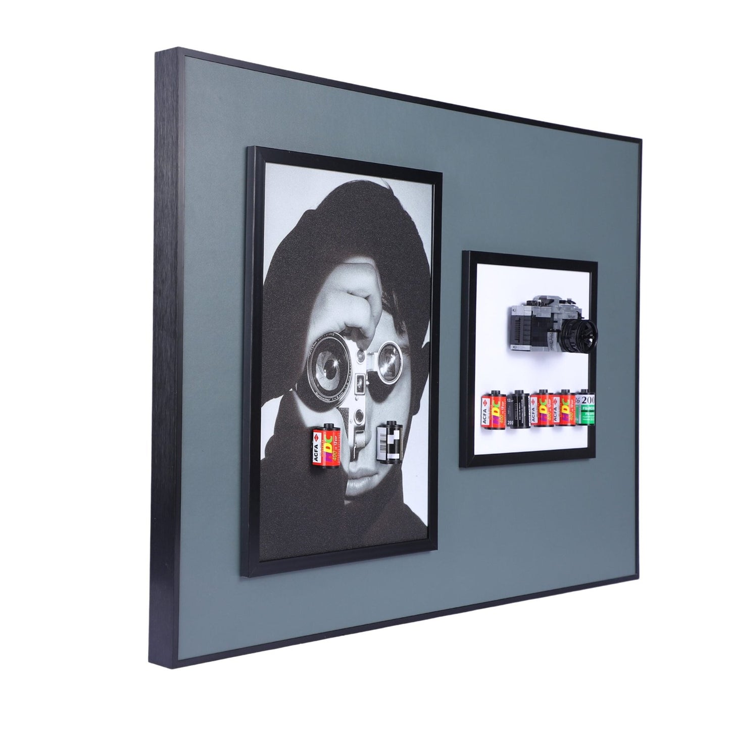 Die Cast Camera with Reel Decorative Wall Frame - Frame Your Moments in Vintage Charm