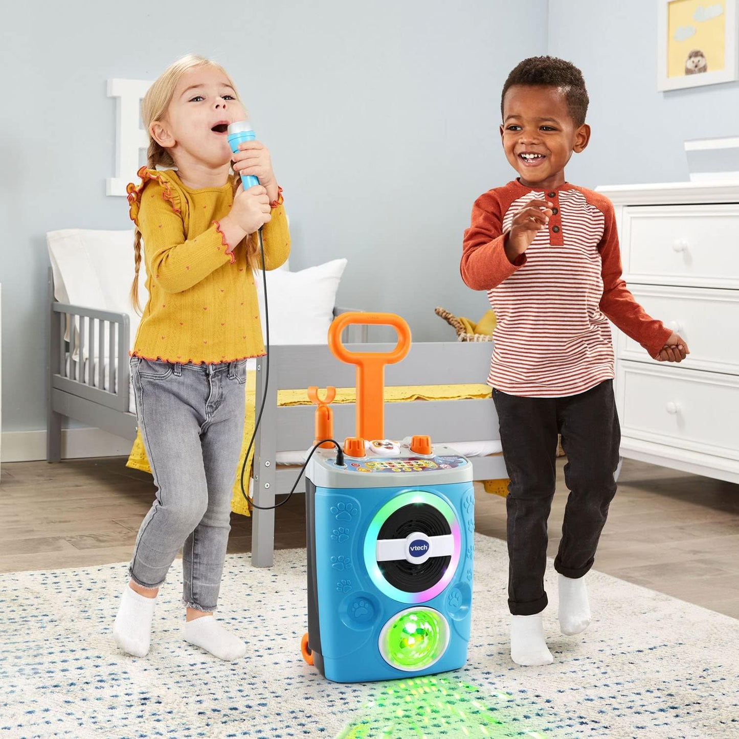 VTech Kidi SuperStar Jr. Karaoke Machine with Bluetooth® | Kids Portable Karaoke Speaker, Wired Microphone, LED Lights & Built-in Songs | Ages 3+