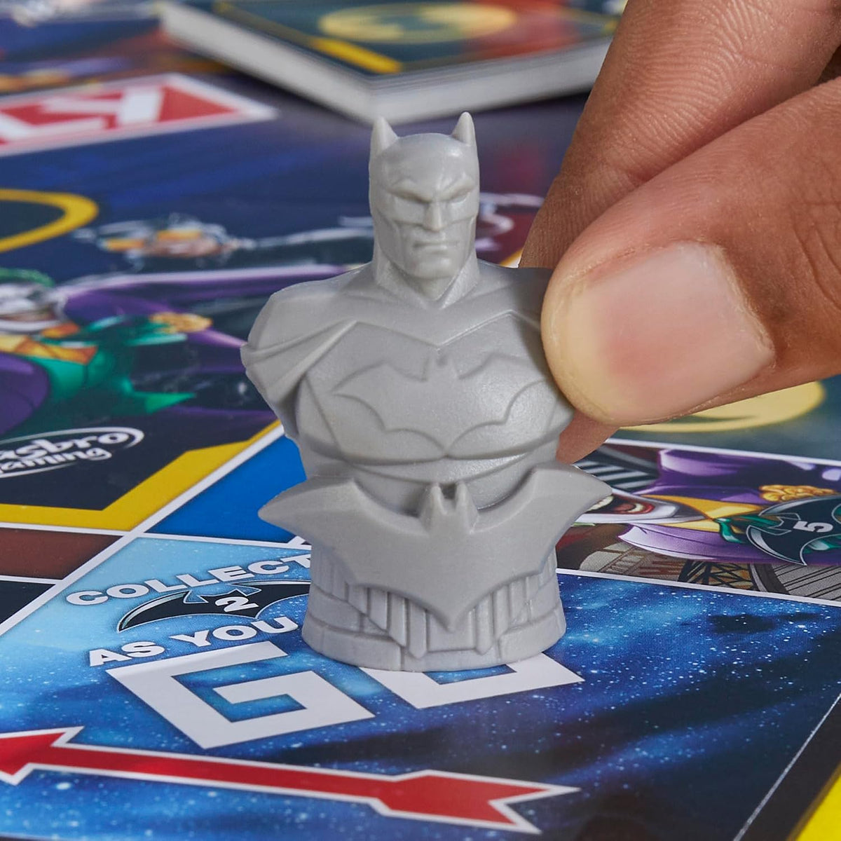 Hasbro Gaming Monopoly Batman Board Game – Save Gotham City, 2–4 Players, Ages 8+