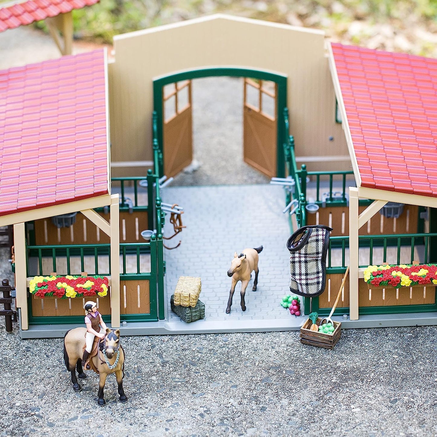 Schleich Farm World - 43PC Stable Playset with Horse Figurines -  Kids 3+ | 42195 | Farm Animal Figurine, Realistic Animal Toys, Barn Toy for Kids 3+, Montessori
