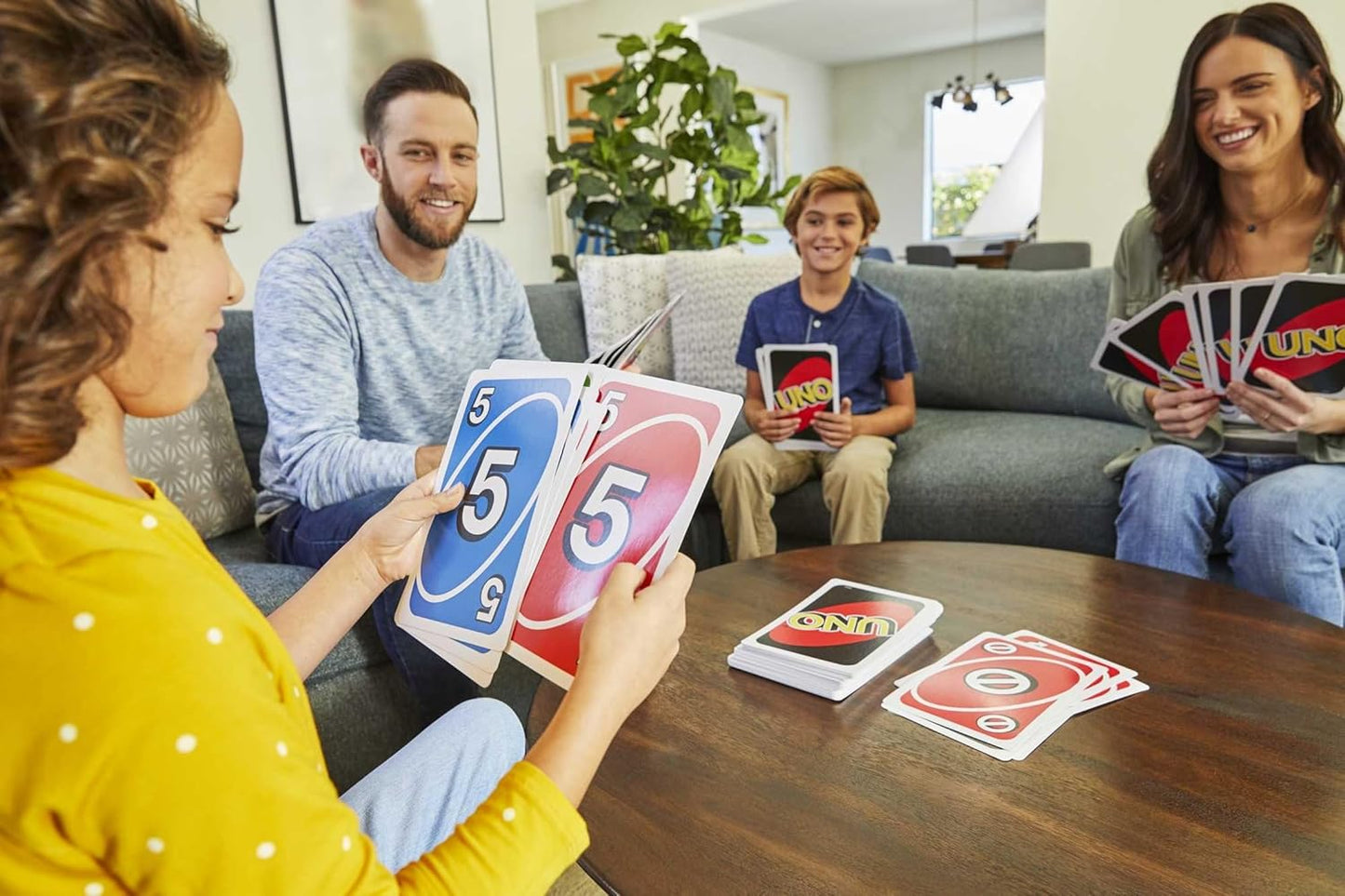 Mattel Games Adult UNO: Classic Giant UNO Card Game, Multicolor