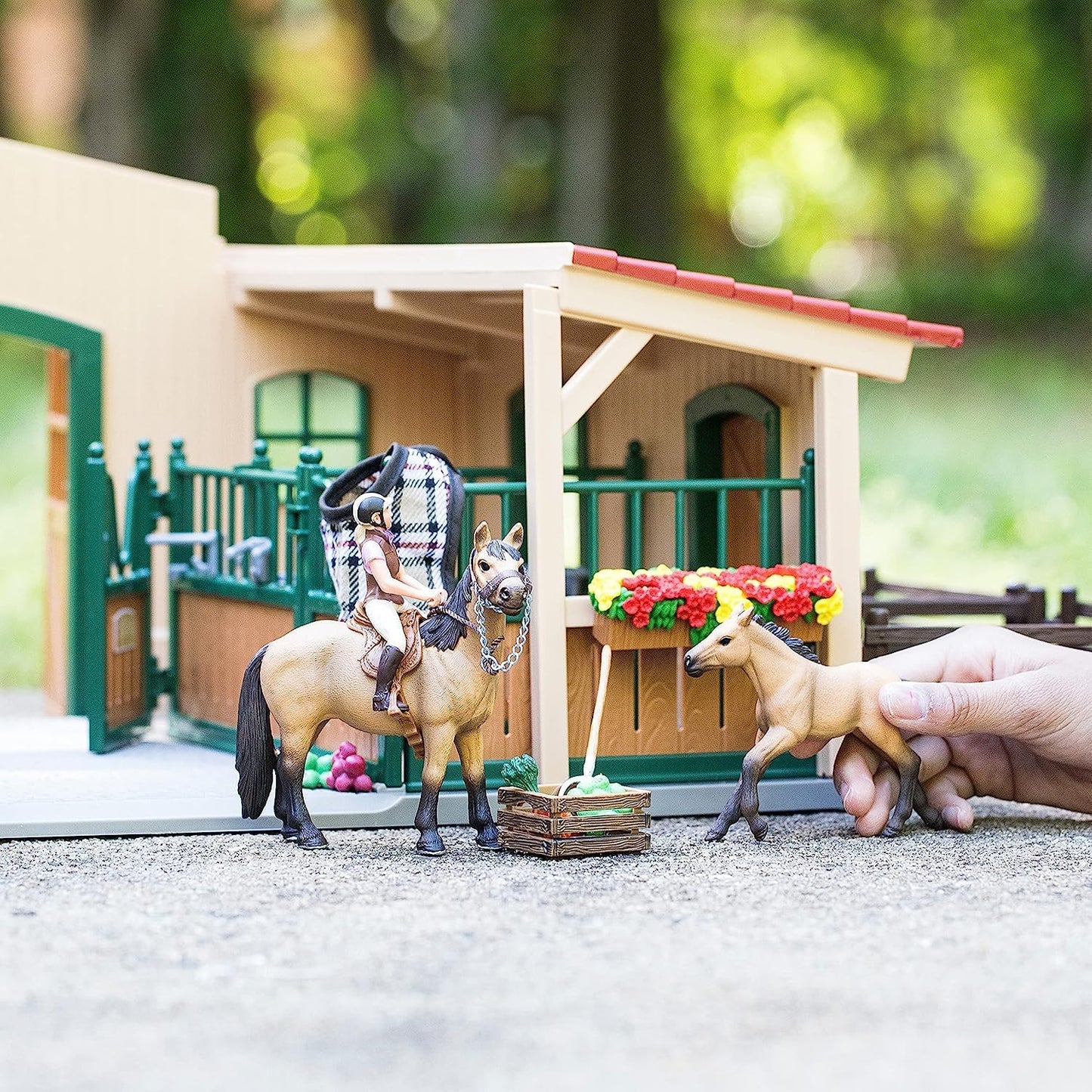 Schleich Farm World - 43PC Stable Playset with Horse Figurines -  Kids 3+ | 42195 | Farm Animal Figurine, Realistic Animal Toys, Barn Toy for Kids 3+, Montessori