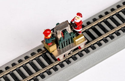 Bachmann HO Scale Christmas Operating Gandy Dancer Hand Car with Santa & Elf