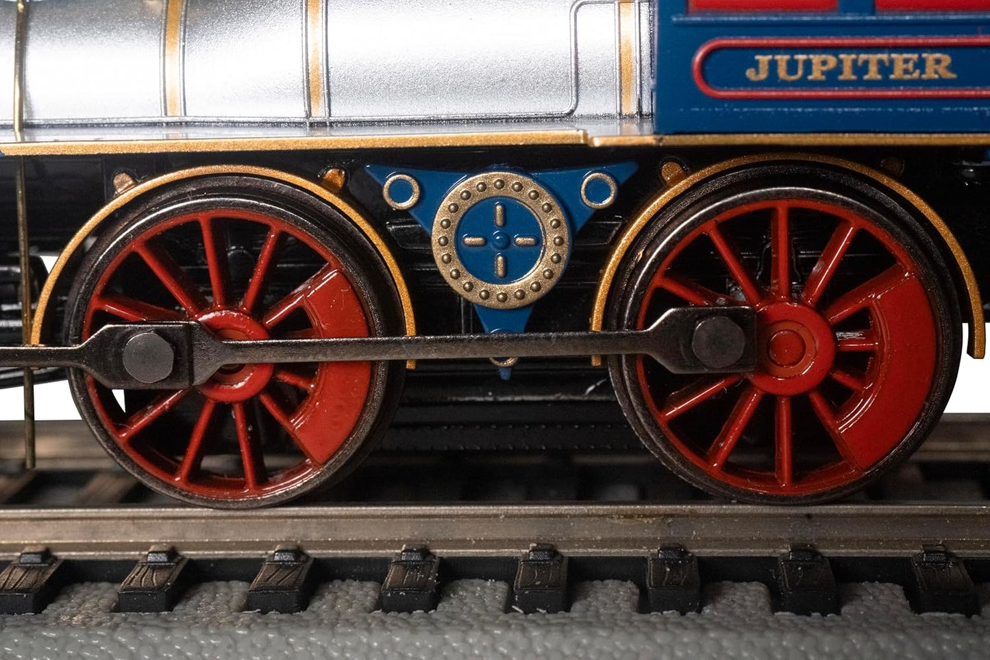 Bachmann 4-4-0 American Steam Locomotive DCC Ready Central Pacific #60 Jupiter HO Scale with Wood Load