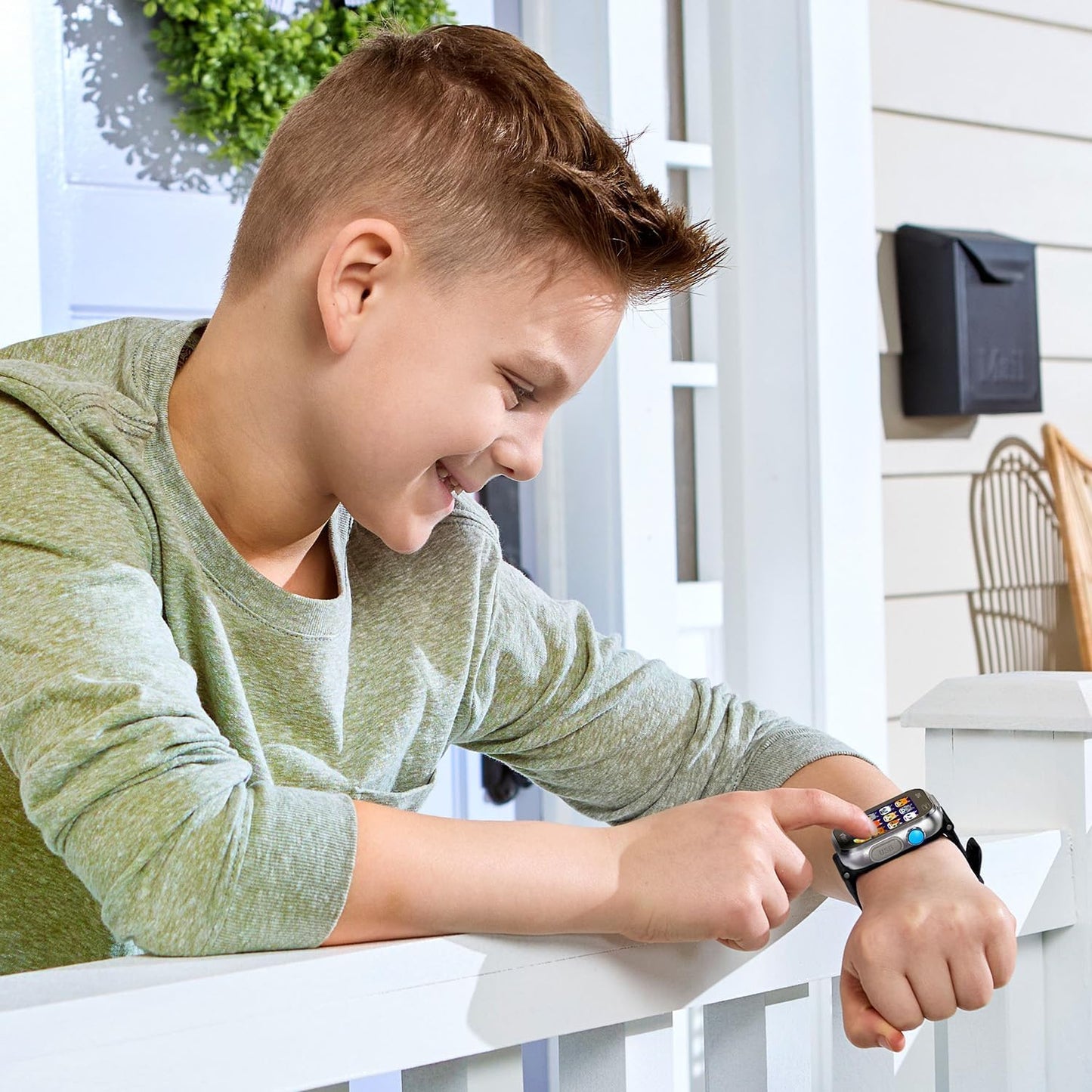 VTech KidiZoom Smartwatch DX4, Black | Kids Smart Watch with Dual Cameras, Games, Music Player, Activity Tracker, Photo & Video Recorder | Educational Smartwatch