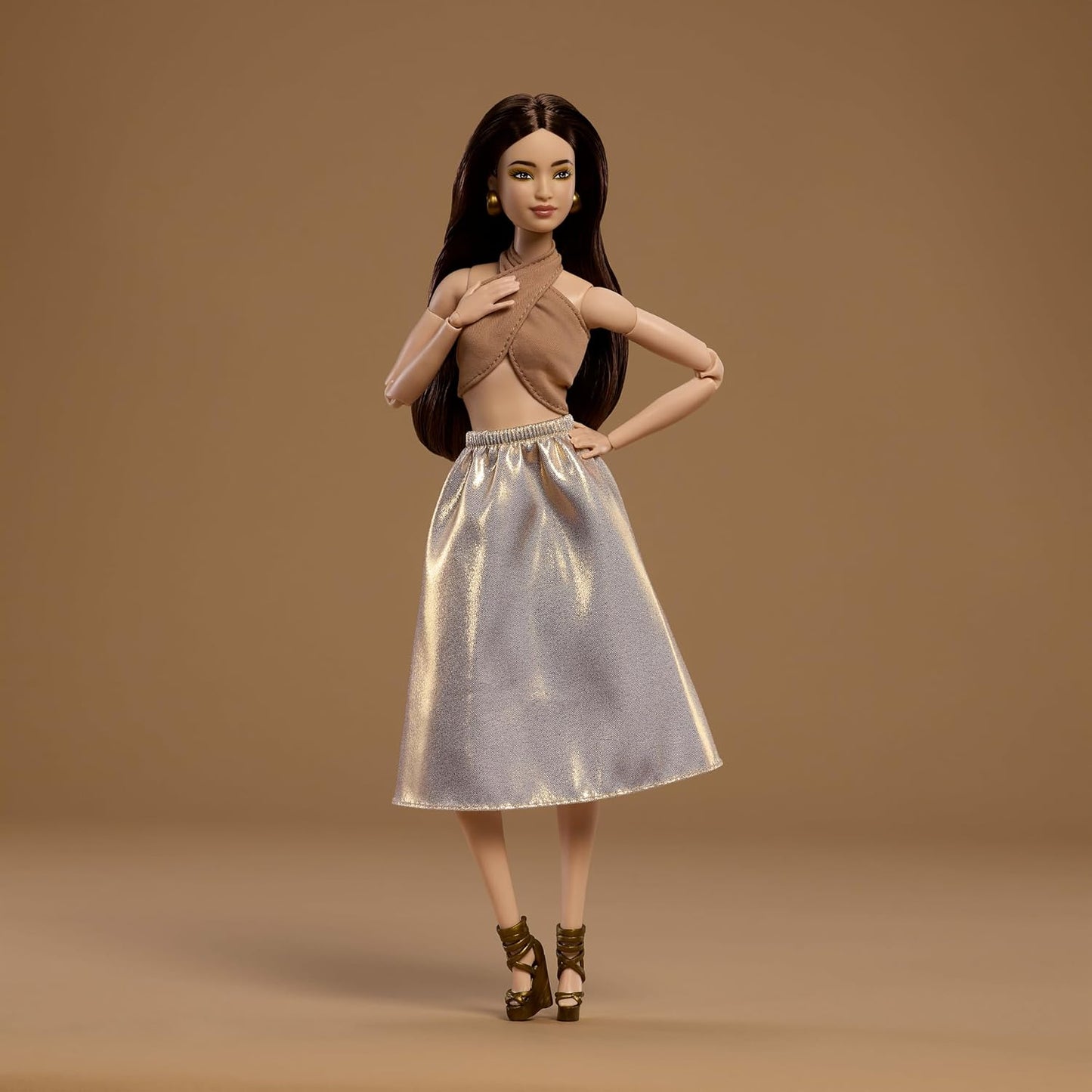 Barbie Signature Barbie Basics Model 06 Fashion Doll | 11.5 inches Collector Edition Articulated Doll with Premium Outfit