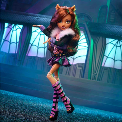 Monster High Clawdeen Wolf Reproduction Doll (10.5 in) Wearing Original Fashion &amp; Shoes, with Pet, Doll Stand &amp; Accessories, Gift for Collectors