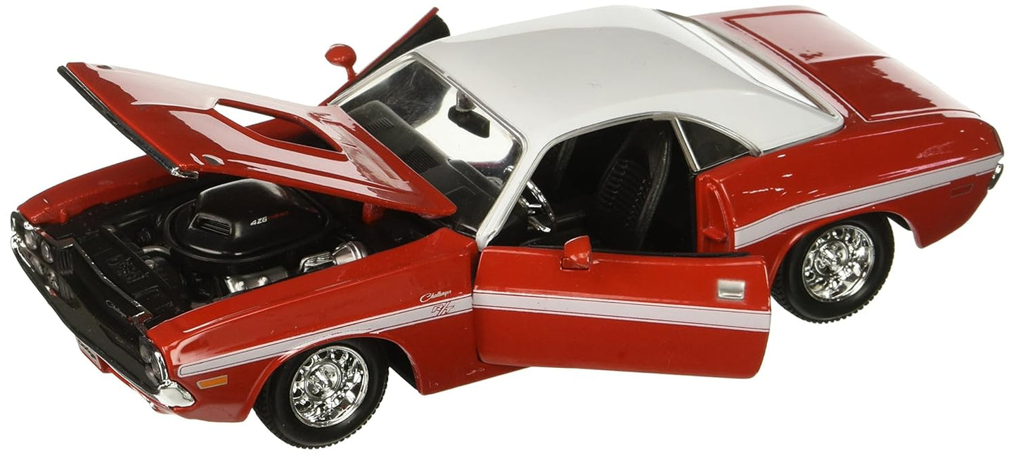 1970 Dodge Challenger R/T, Red Maisto 31263 1/24 Scale Diecast Model Toy Car