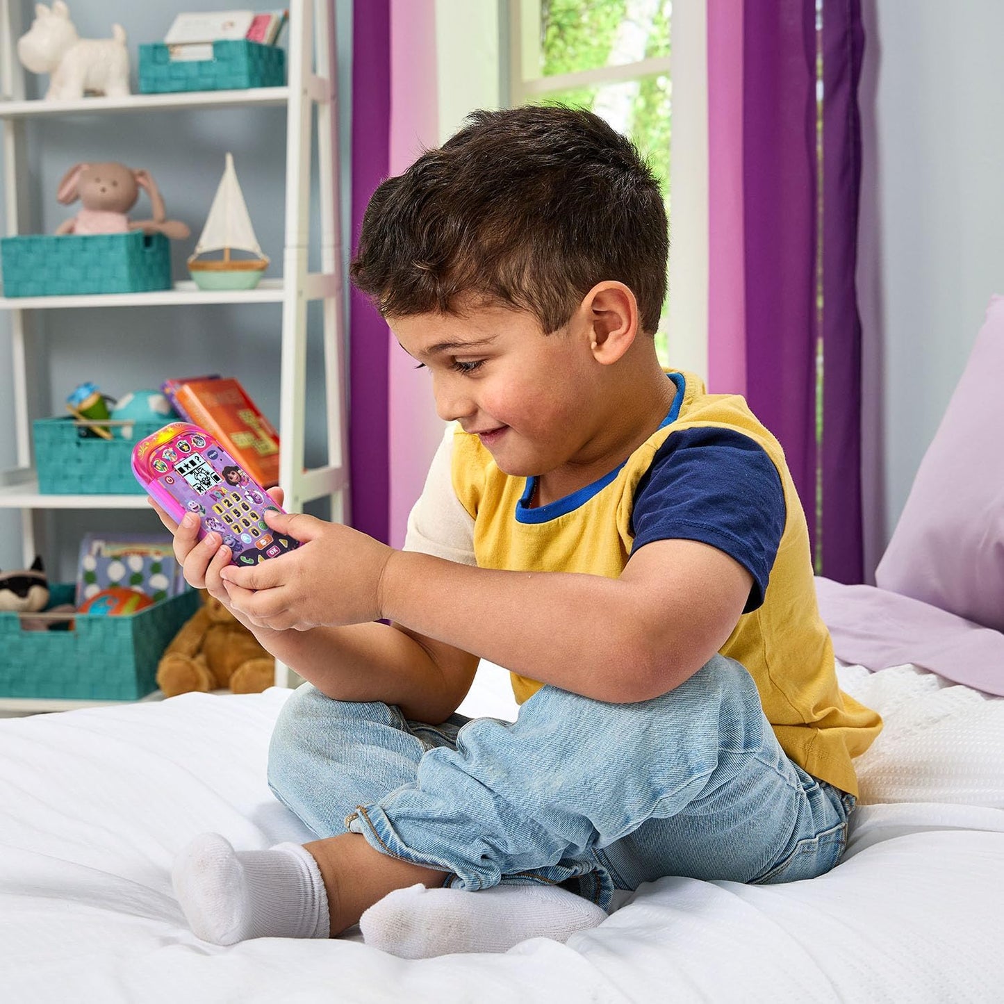 VTech Dora Adventure Calls Learning Phone | Interactive Bilingual Educational Toy Phone with 4 Learning Games, Voice-Activated Play, English & Spanish for Kids