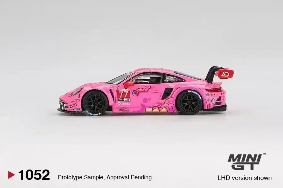 Mini GT 1:64 Roxy Porsche 911 GT3 R #77 IMSA + Mazda Miata MX-5 NA