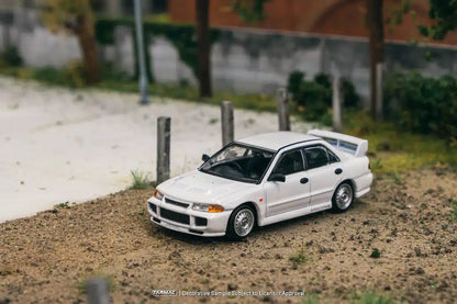 Tarmac Works GLOBAL64 1:64 Mitsubishi Lancer RS Evolution III White Diecast Model Car (T64G-050-RS)