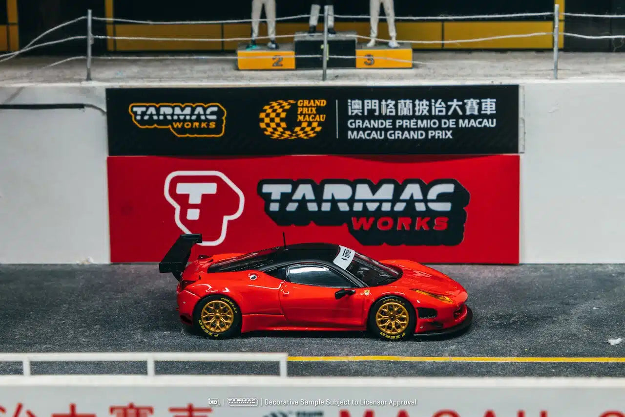 Tarmac Works 1:64 RTarmac Works ROAD64 1:64 Ferrari 458 Italia GT3 Red Diecast Model Car (T64R-073-RE)