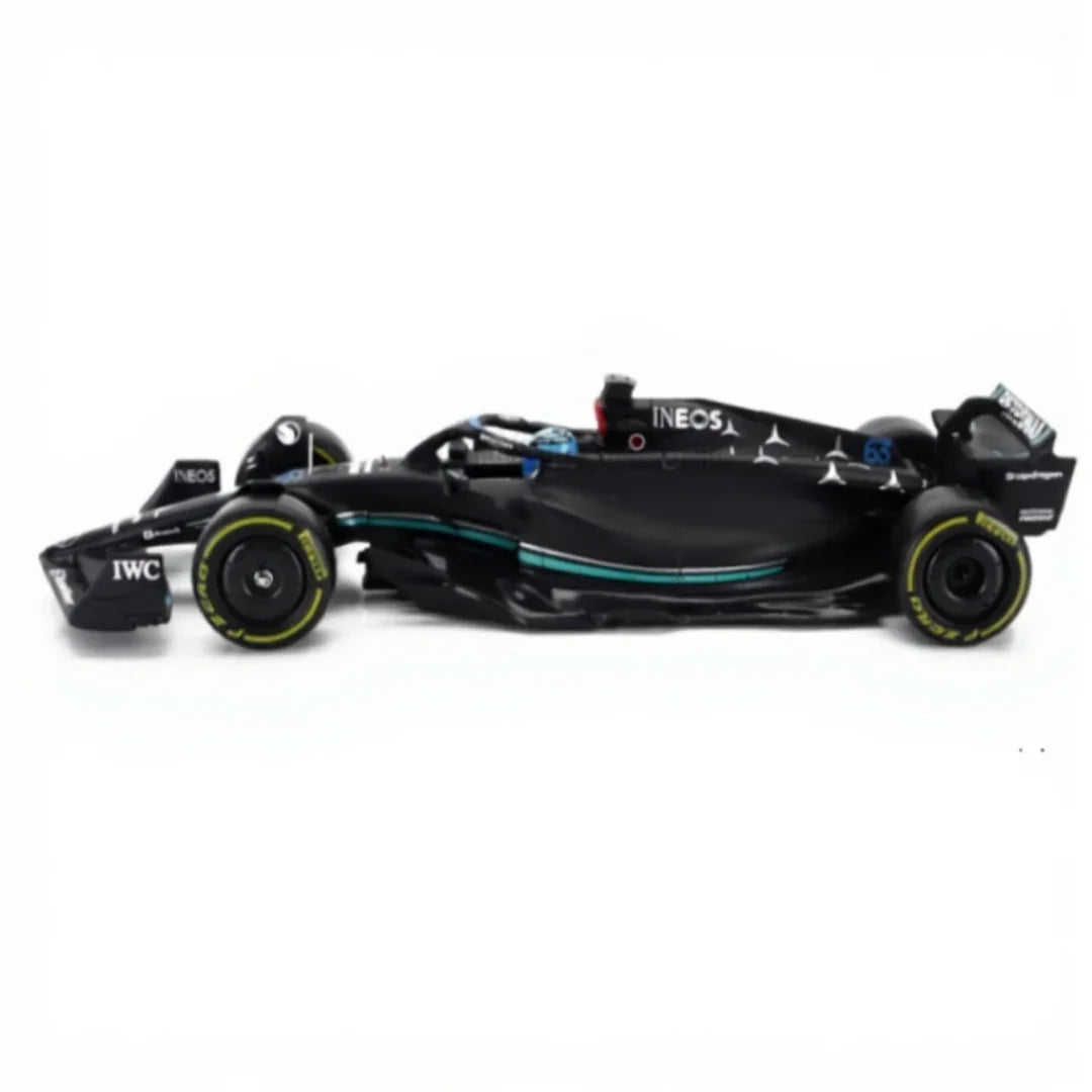 Bburago 1:24 Mercedes-AMG Petronas F1 W14 #63 – George Russell Diecast Model Car