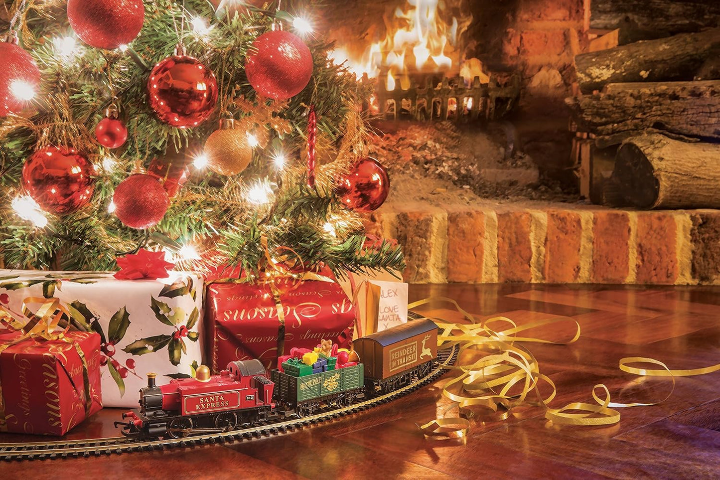 Hornby Hobbies R1248 Santa’s Express Electric Train Set | OO Gauge Christmas Railway Toy with Track & Controller