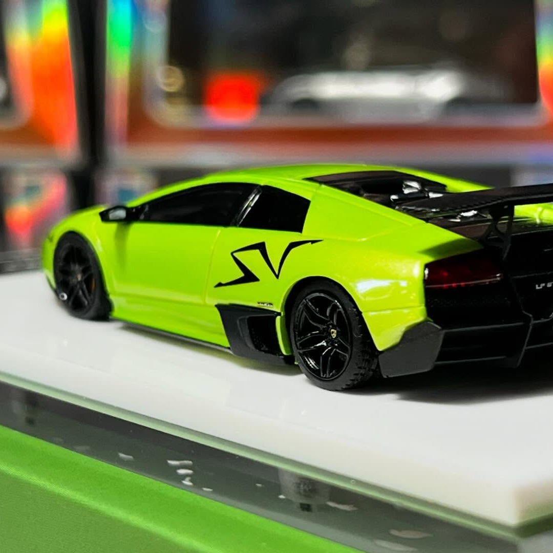 JOY JUNCTION 1:32 Green Supercar Diecast Model – Alloy Metal Sports Car with Openable Doors | Premium Collector Edition