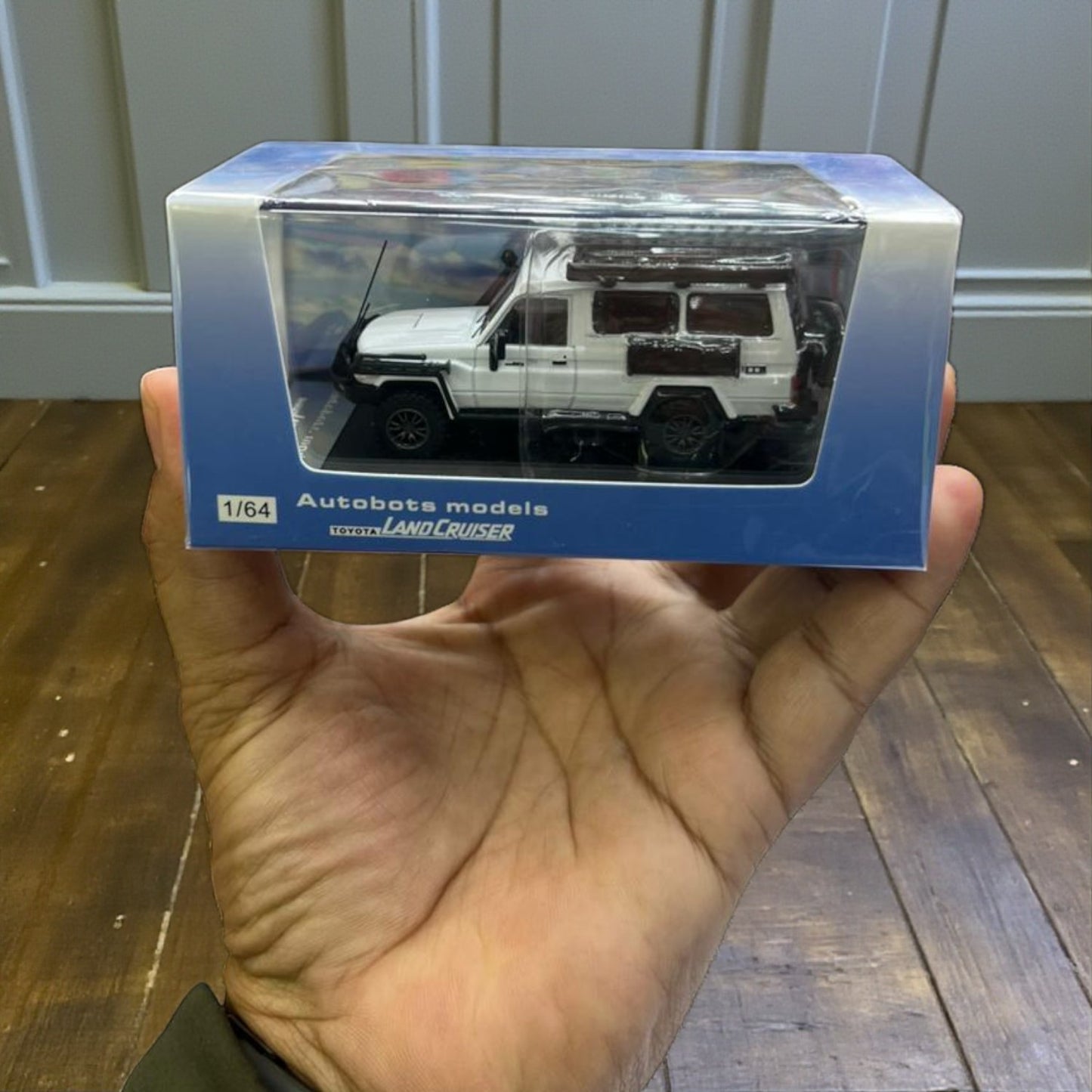 Autobots Models – 1:64 Toyota Land Cruiser LC79 Pickup (Double Cabin / Double Cab)- 2 Variants