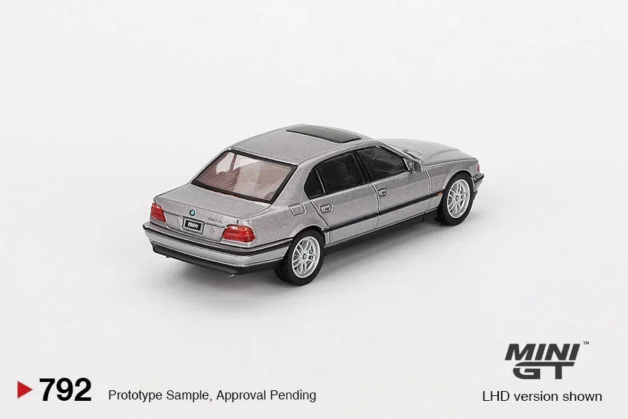 Mini GT 1:64 Blister Pack BMW 750iL Aspen Silver Metallic Diecast Luxury Sedan Model Car