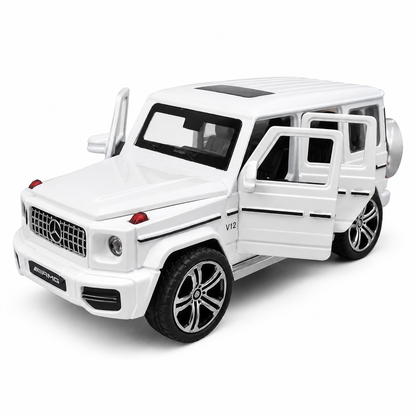 1:32 Scale Die-Cast Metal Mercedes-Benz G63 AMG Model Car – Pull Back Luxury SUV Toy with Openable Doors, Light & Sound Effects, Detailed Interior, Realistic Wheels & Collectible Display Model – White