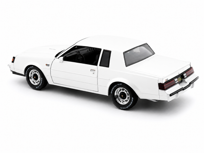 Maisto 1:18 Scale 1987 Buick Grand National White Special Collection Diecast Model Car