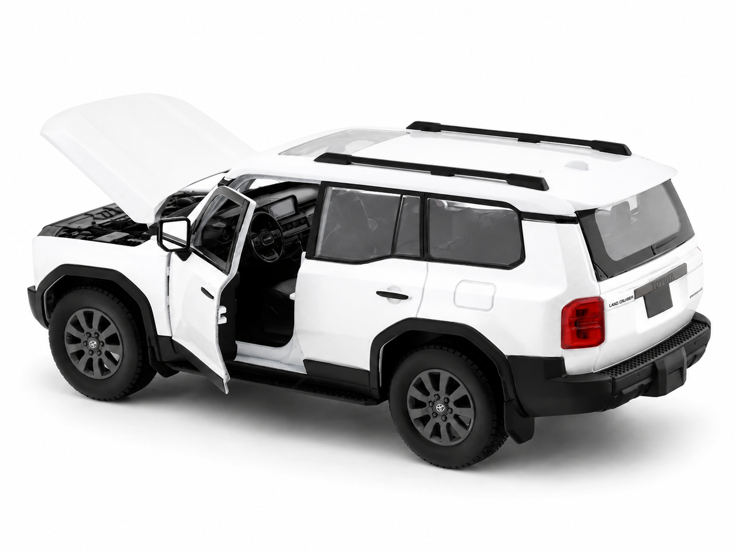 Maisto 1:24 Scale 2024 Toyota Land Cruiser White Collector’s Collection Diecast SUV