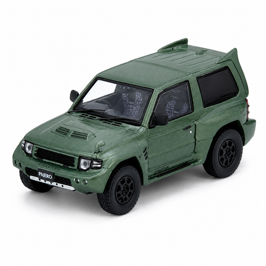 INNO64 Mitsubishi Pajero Evolution Green Die-Cast Model SUV