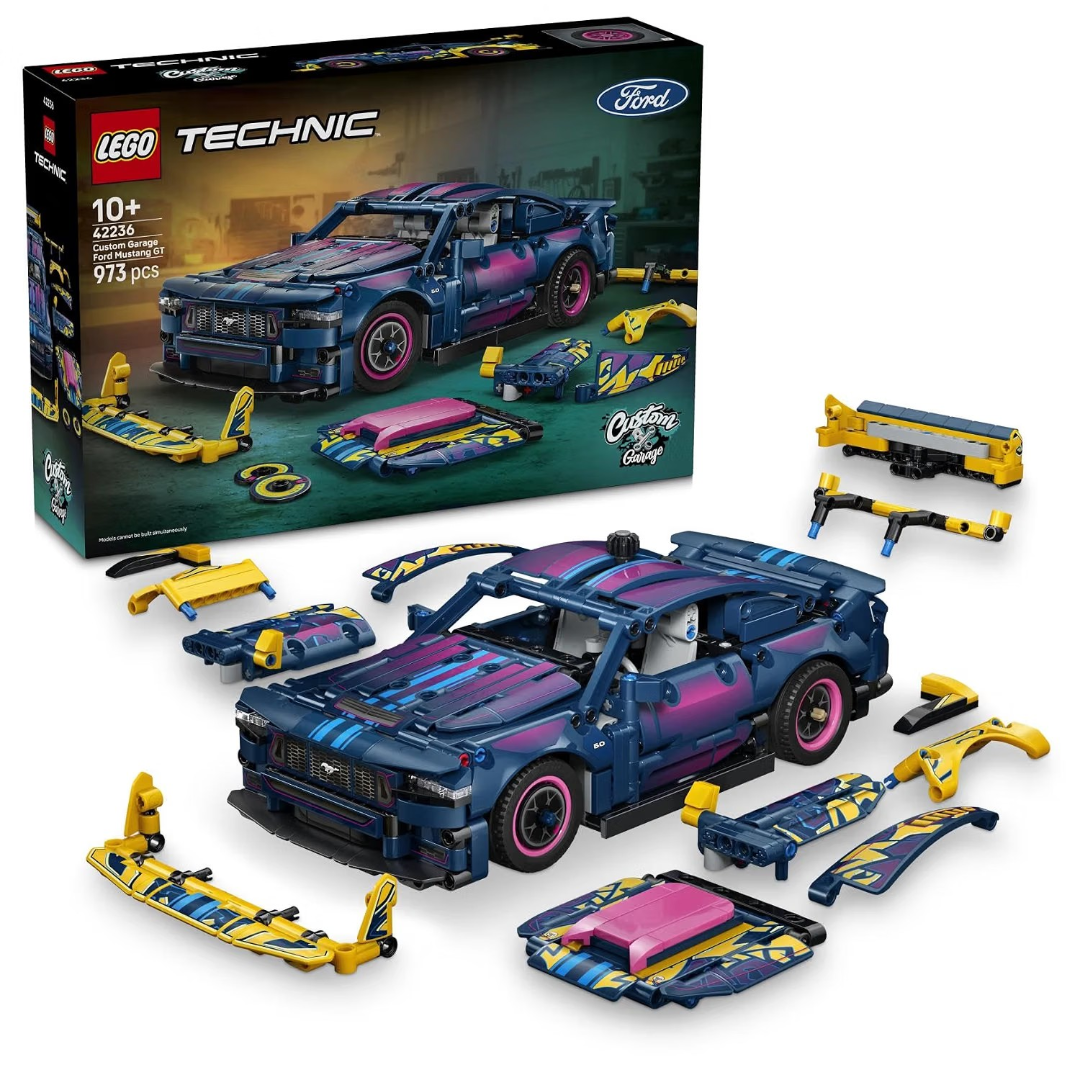 LEGO 42236 Technic Custom Garage Ford Mustang GT – 973-Piece Customizable Car Building Set, Ages 10+