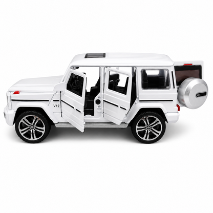 1:32 Scale Die-Cast Metal Mercedes-Benz G63 AMG Model Car – Pull Back Luxury SUV Toy with Openable Doors, Light & Sound Effects, Detailed Interior, Realistic Wheels & Collectible Display Model – White