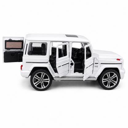1:32 Scale Die-Cast Metal Mercedes-Benz G63 AMG Model Car – Pull Back Luxury SUV Toy with Openable Doors, Light & Sound Effects, Detailed Interior, Realistic Wheels & Collectible Display Model – White