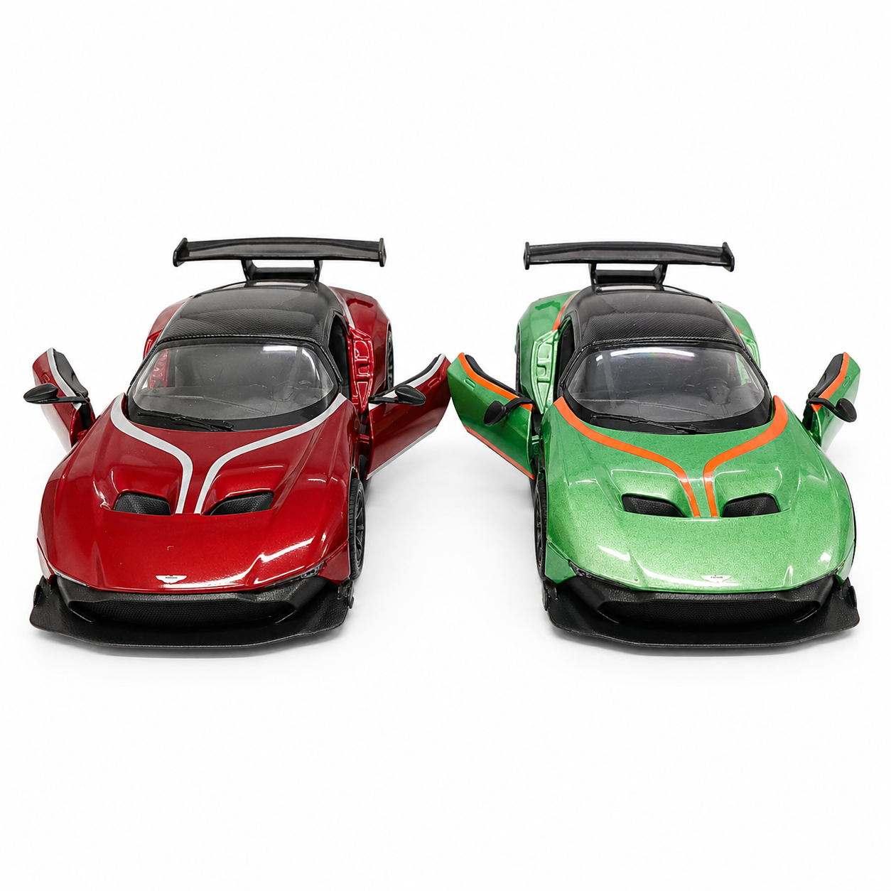 Kinsmart 1:38 Aston Martin Vulcan Die-Cast Model Car with Pull Back Action, Openable Doors, Detailed Interior, Racing Rear Wing, Realistic Supercar Collectible Toy for Kids & Car Collectors