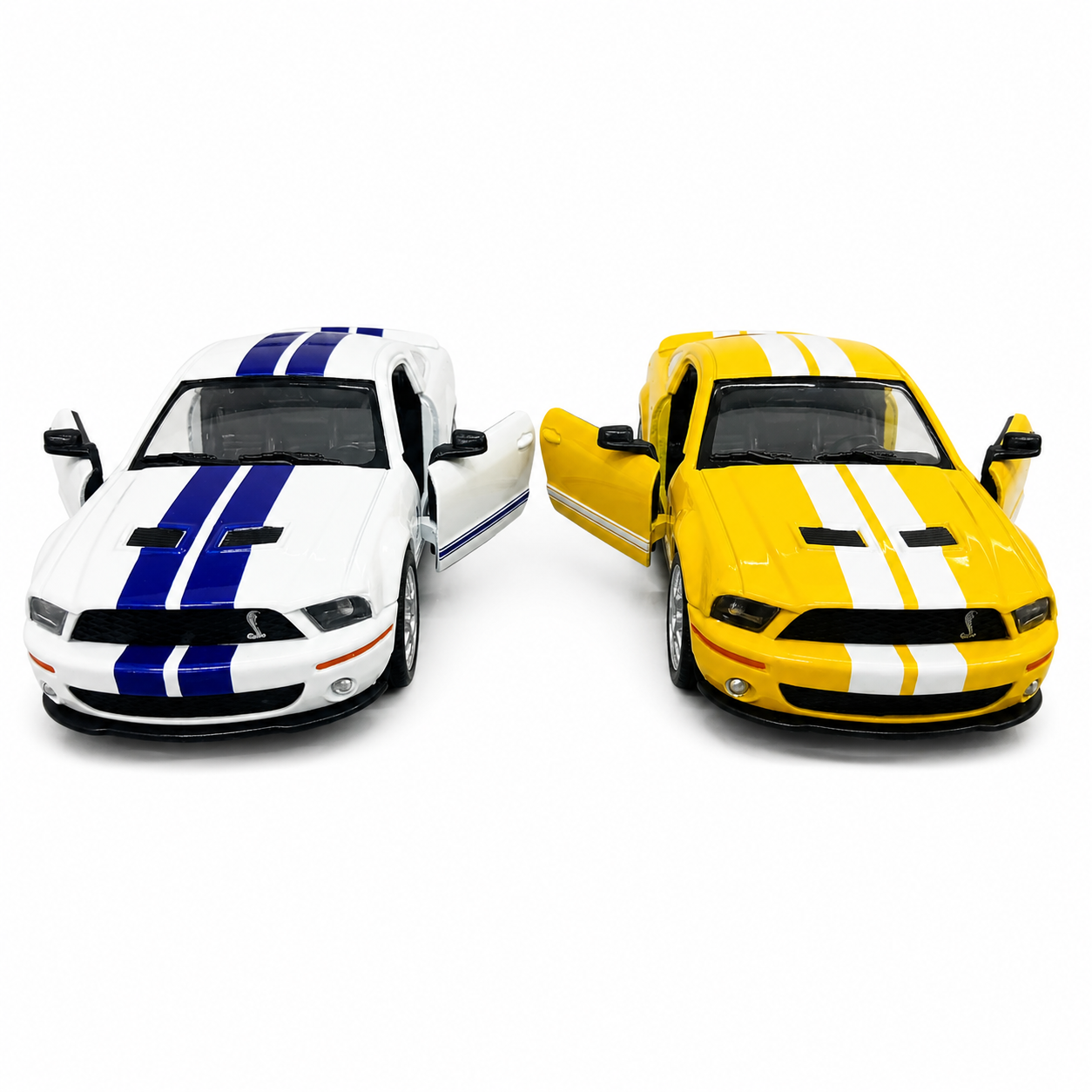 Kinsmart 1:38 2007 Shelby GT500 Die-Cast Metal Model Car with Pull Back Action, Openable Doors & Detailed Interior | Collectible Toy Car for Kids & Car Enthusiasts