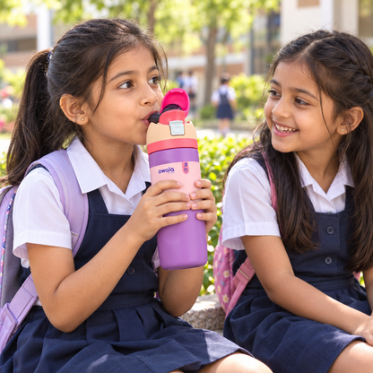 Owala Kids 475 ml (16 oz) Insulated Stainless Steel Water Bottle with Push-Button Lid, Built-In Straw, Leak-Proof Lock & 24-Hour Cold Retention – Ages 3+