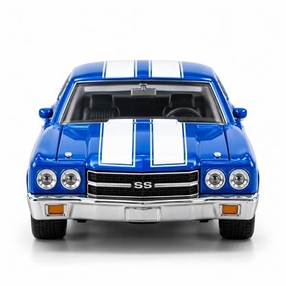 CCA 1:66 Chevrolet Chevelle 454 (1970) L06-01 Die-Cast Model Car | Blue Classic American Muscle Car with White Racing Stripes, Detailed Interior & Chrome-Style Wheels | Premium Collectible Miniature