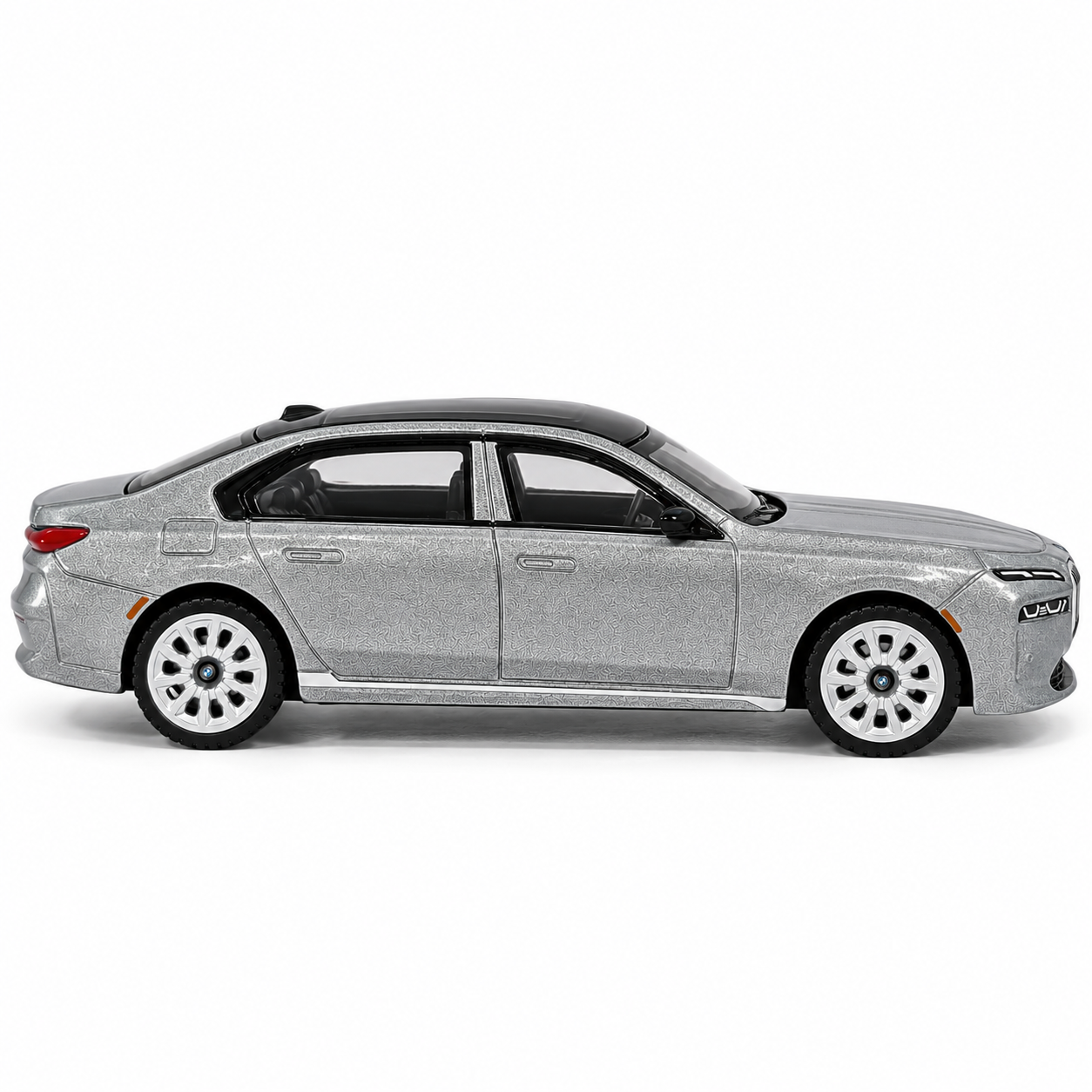 CCA BMW i7 L02-01 1:72 Scale Die-Cast Collectible | Metallic Silver Luxury EV Sedan with Black Roof, Detailed Cabin, Multi-Spoke Wheels & Alloy Chassis | Premium Miniature BMW Display Car
