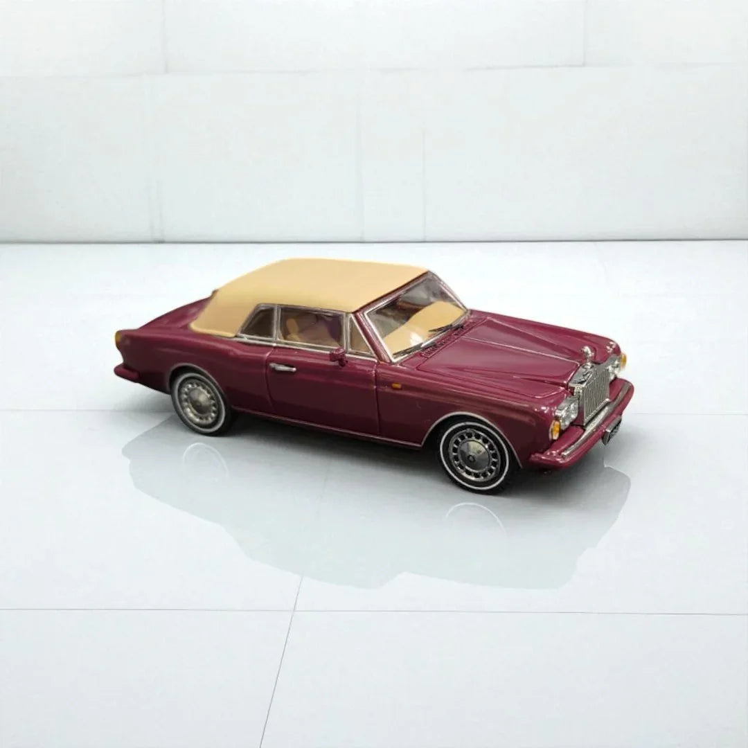 GFCC 1:64 Scale 1993 Rolls-Royce Corniche IV Dark Red With Tan Roof Diecast Car Model - Jaiman Toys