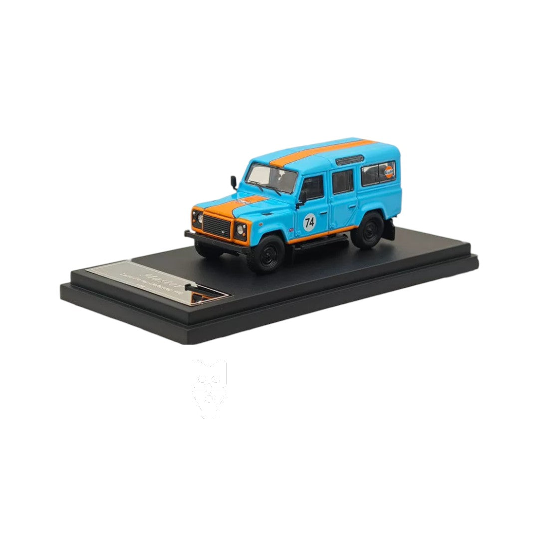 MASTER 1:64 Land Rover Defender 110 – Gulf Livery Diecast Model Car