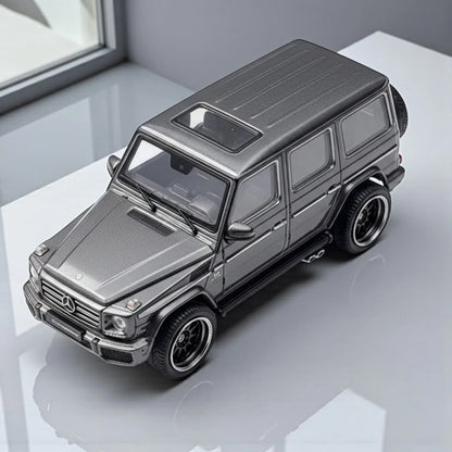LMF 1:64 Mercedes-Benz G63 Grey Diecast Car Model