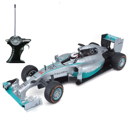 Maisto 1:14 R/C Mercedes-AMG Petronas F1 W05 Hybrid – Remote Control Formula 1 Car - Jaiman Toys