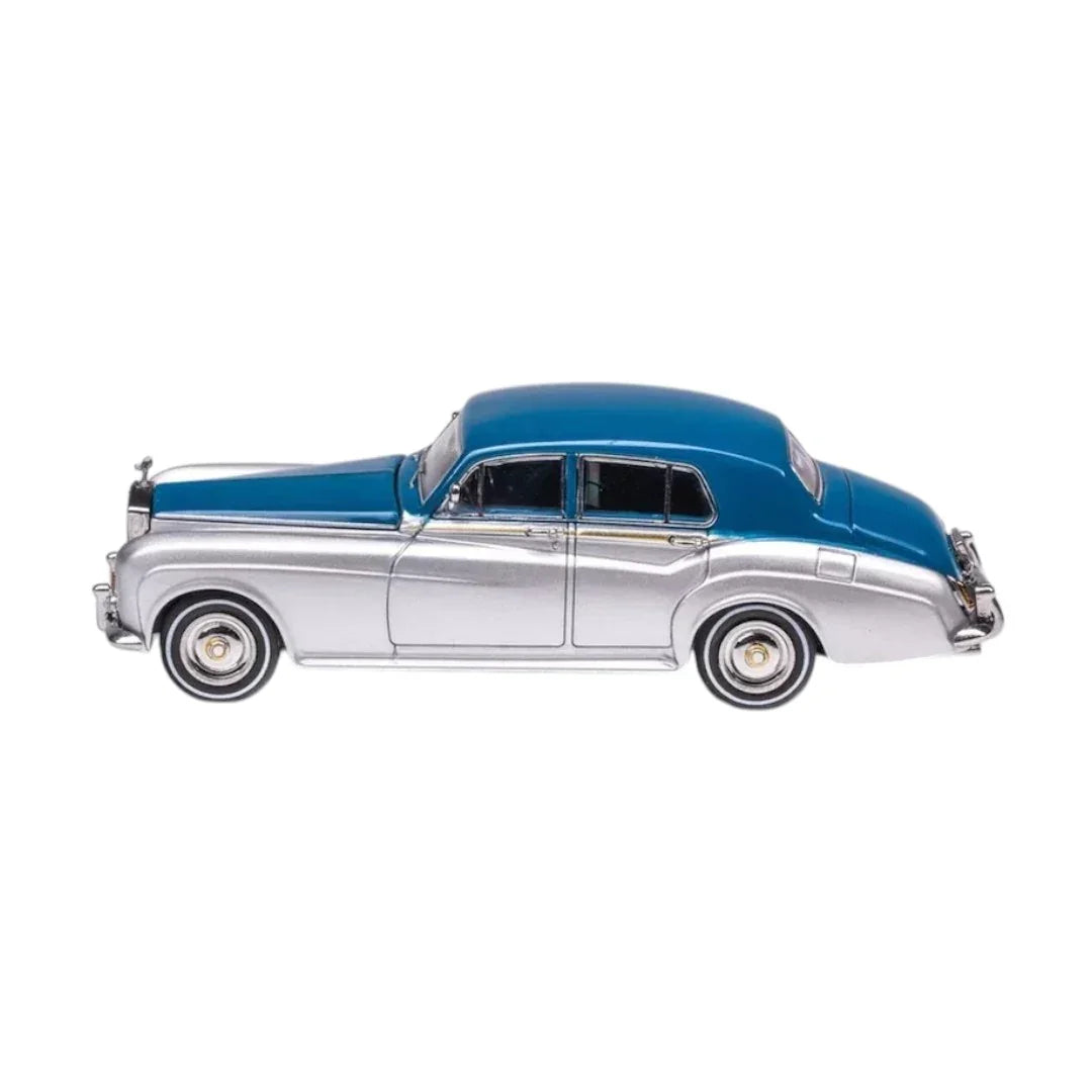 GFCC 1:64 Scale 1965 Rolls-Royce Silver Cloud III Silver Blue Diecast Car Model - Jaiman Toys
