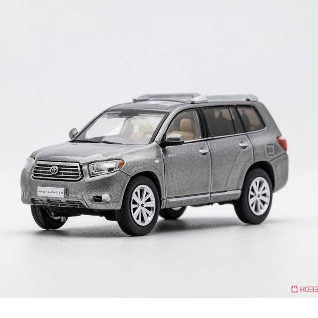 GCD 1:64 Toyota Highlander Diecast Model Car – Gray LHD | Premium Collectible SUV Miniature