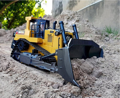 HUINA 1554 1:16 RC Bulldozer | 11CH 2.4GHz Semi-Alloy Crawler Dozer with Metal Blade, Rear Ripper, Lights & Sound