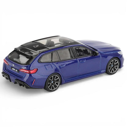 Mini GT 1:64 Lamborghini Countach 25th Anniversary White+BMW M5 Touring G99 Marina Bay Blue Metallic RHD – Premium Diecast Duo Set