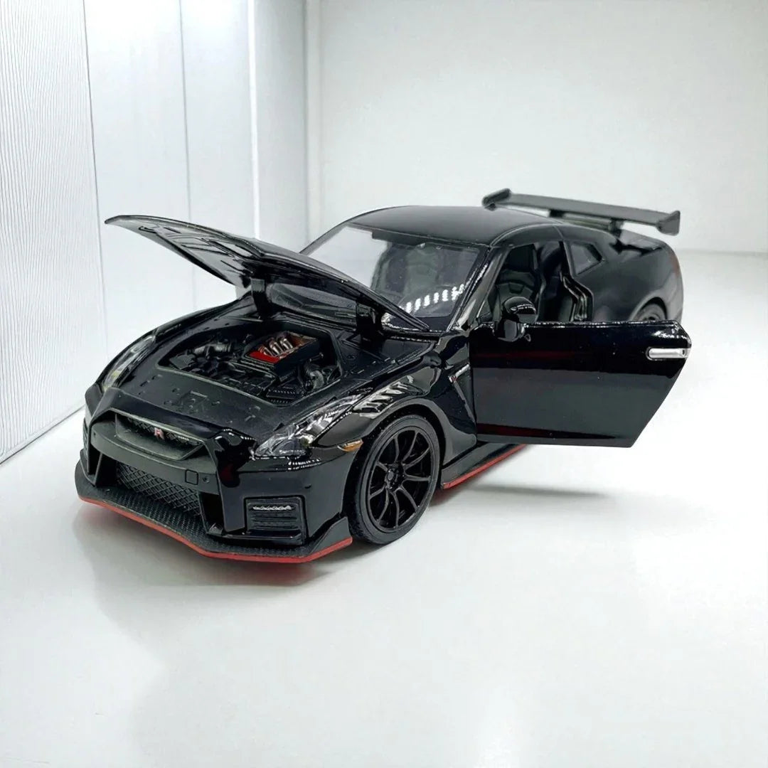 RMZ Hobby 1:32 Nissan GT-R Nismo R35 Die-Cast Model Car – Black with Openable Doors, Light & Sound (664981) - Jaiman Toys