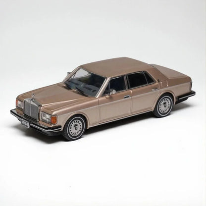 GFCC 1:64 1994 Rolls-Royce Silver Spur, British Gold Diecast Model Car