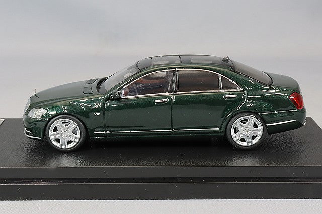 MOTORHELIX Mercedes-Benz S-Class S600L (W221) 1:64 Scale Diecast Model Car | Luxury Sedan Replica with Display Case- Dark Green