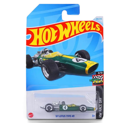 Hot Wheels 5-Car Set 1:64 Scale – McLaren F1, 1978 Dodge Li'l Red Express Truck, Deora II, Quick Bite & '67 Lotus Type 49